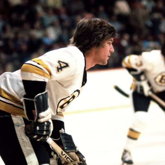 BOBBY ORR SIGNED BOSTON BRUINS AUTOGRAPHED NHL HOCKEY PUCK IN CASE W/COA - 000 - Picture 10 of 14